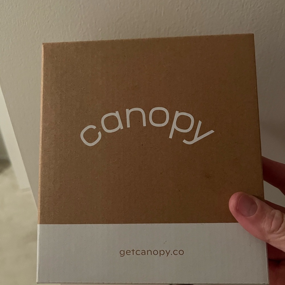 Canopy humidifier filter